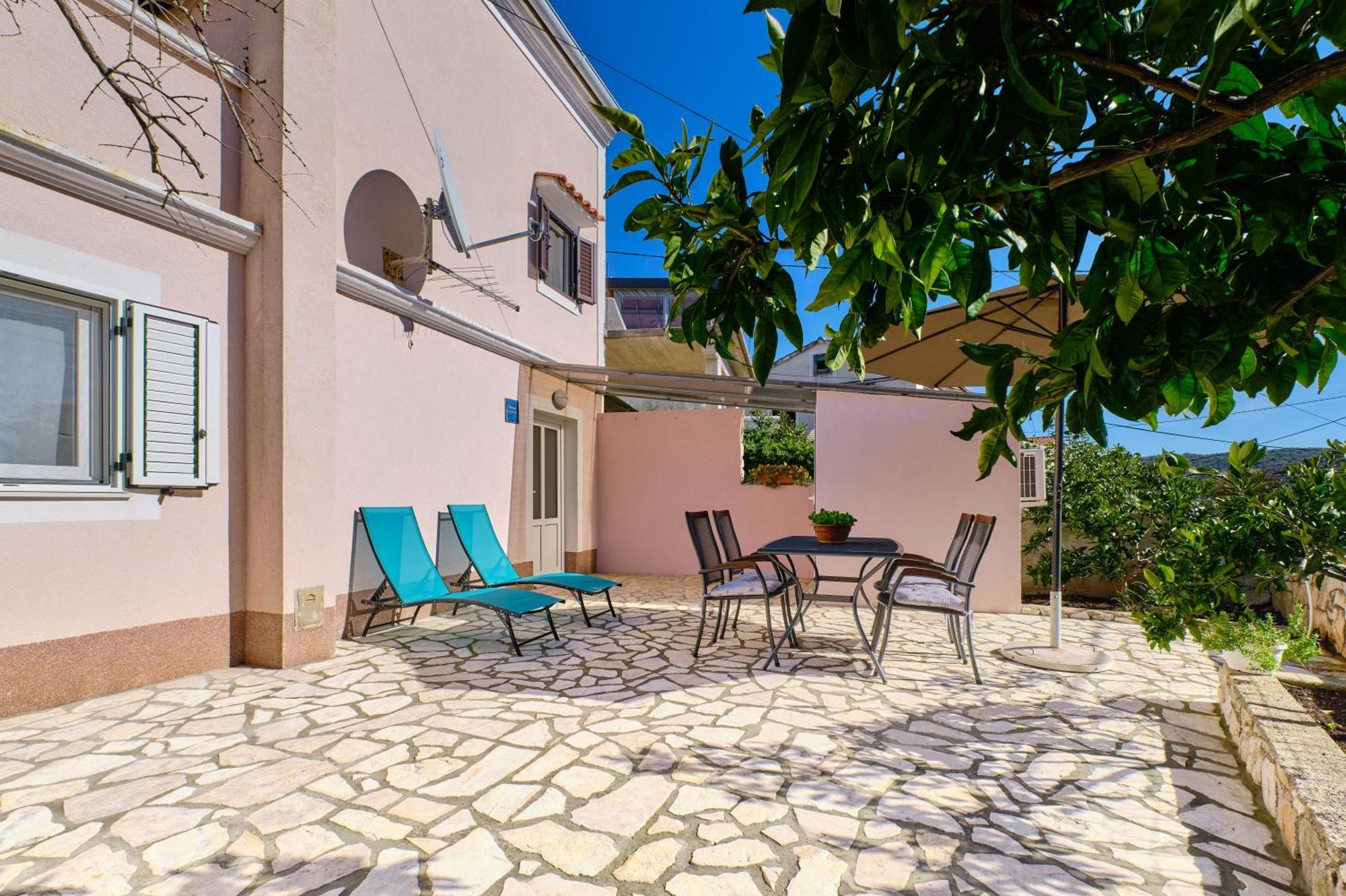 Apartment Angela Cunski Екстер'єр фото